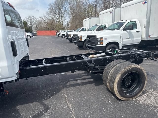 2024 Chevrolet Silverado 5500 HD Work Truck
