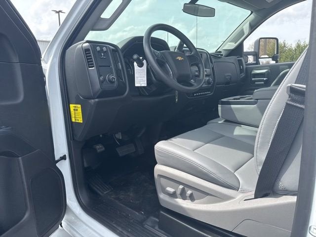 2024 Chevrolet Silverado 5500 HD Work Truck