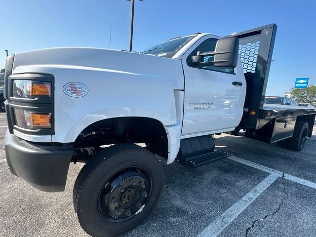 2024 Chevrolet Silverado 5500 HD Work Truck