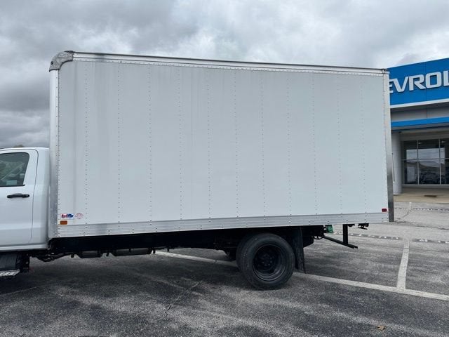2024 Chevrolet Silverado 5500 HD Work Truck