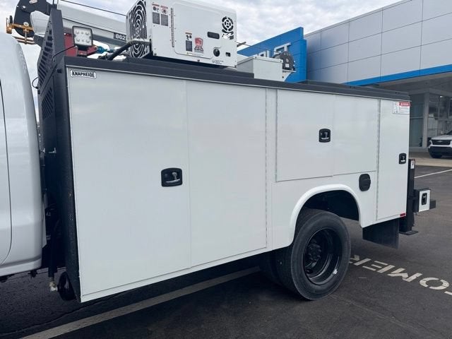 2024 Chevrolet Silverado 5500 HD Work Truck