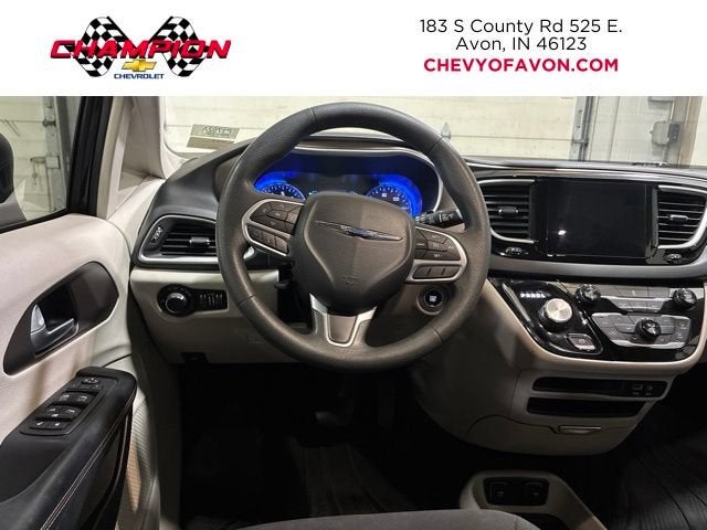 2017 Chrysler Pacifica Touring