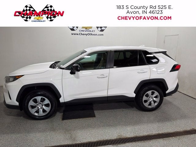 2022 Toyota RAV4 LE